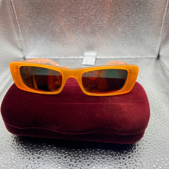 Gucci sunglasses - Picture 4 of 4